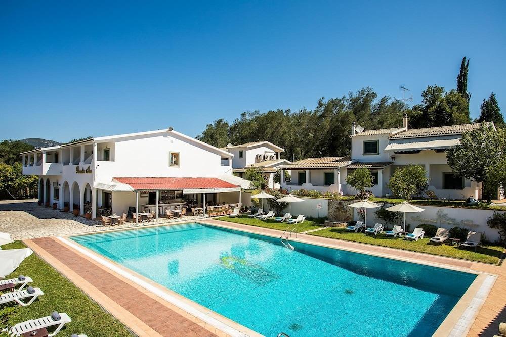 Paradise Inn Liapades Corfu Экстерьер фото