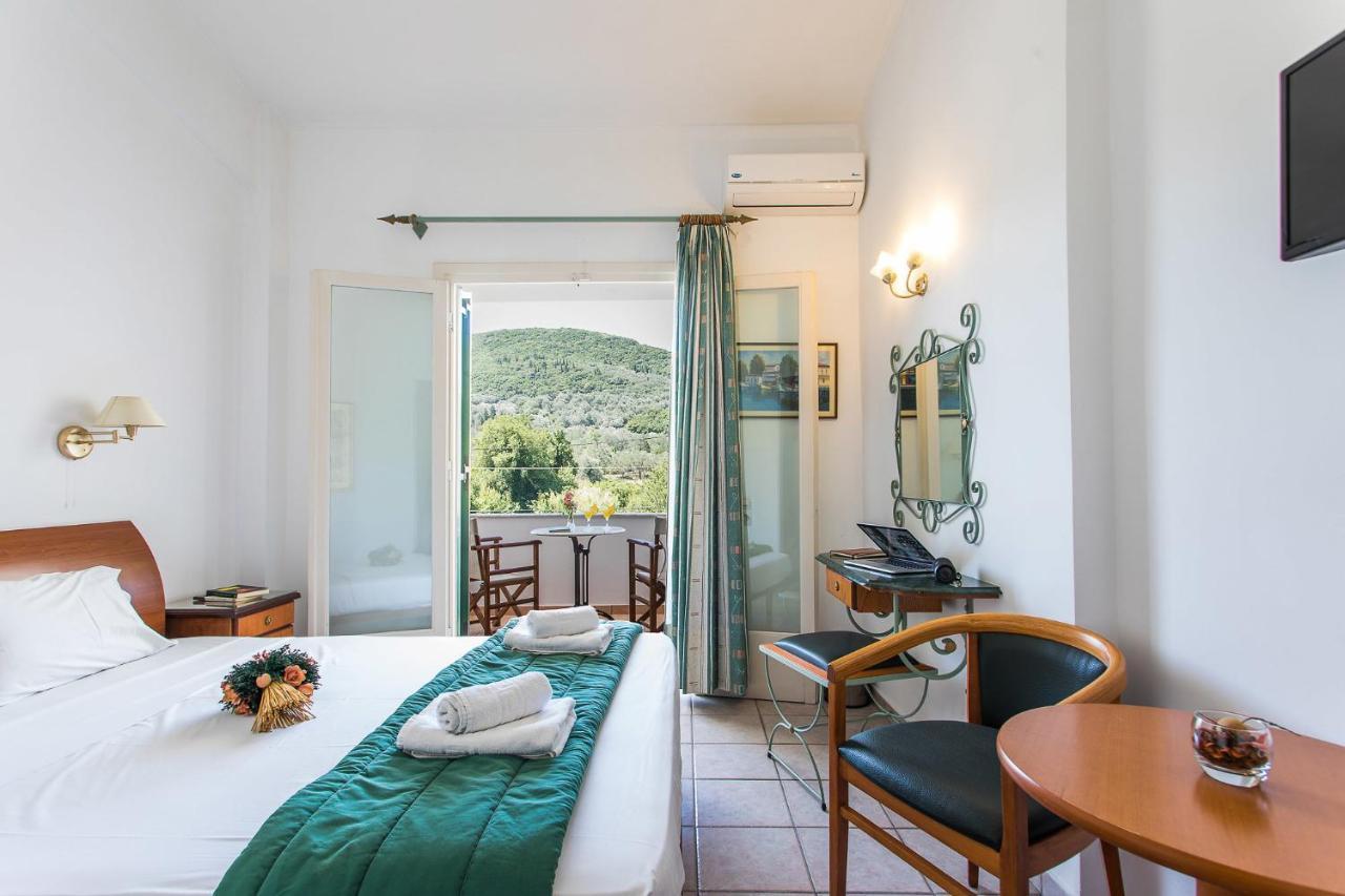 Paradise Inn Liapades Corfu Экстерьер фото